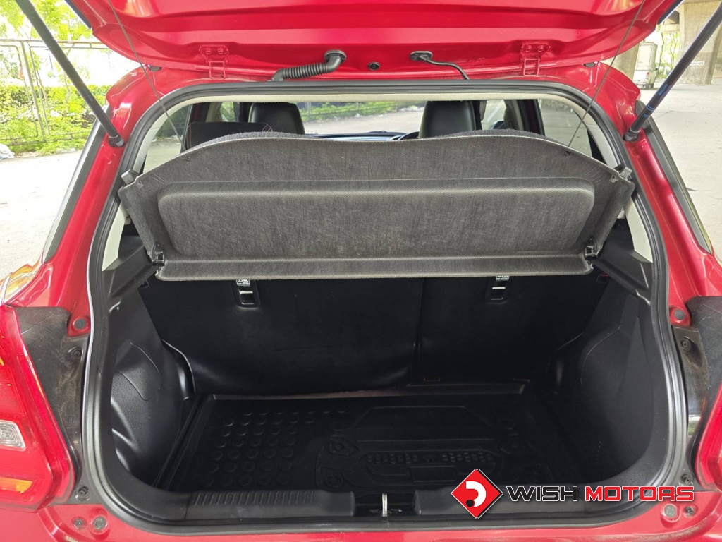 SUZUKI SWIFT 1.2 GLX AT ปี 2022 #8 (L)