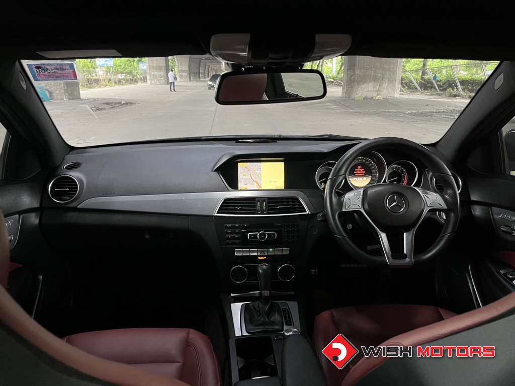MERCEDES-BENZ C-CLASS C 180 CGI BlueEFFICIENCY AT ปี 2012 #15 (L)