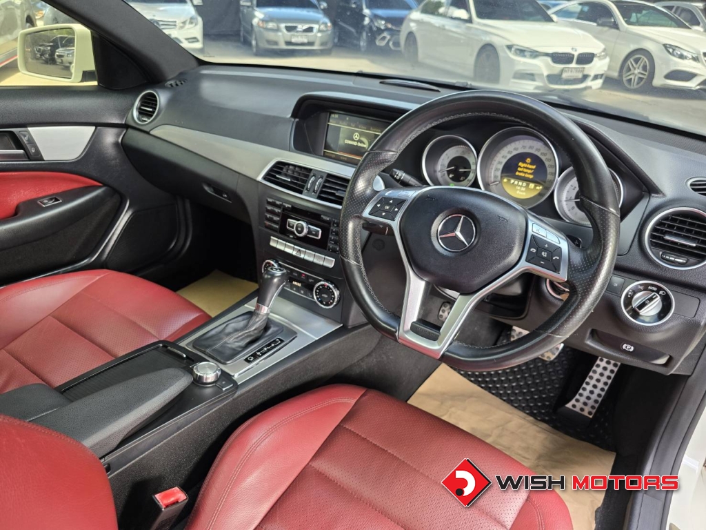 MERCEDES-BENZ C-CLASS C 180 CGI BlueEFFICIENCY [Coupe] AT ปี 2011 #13 (L)