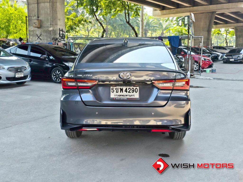 TOYOTA YARIS ATIV 1.2 PREMIUM LUXURY AT ปี 2024 #5 (L)