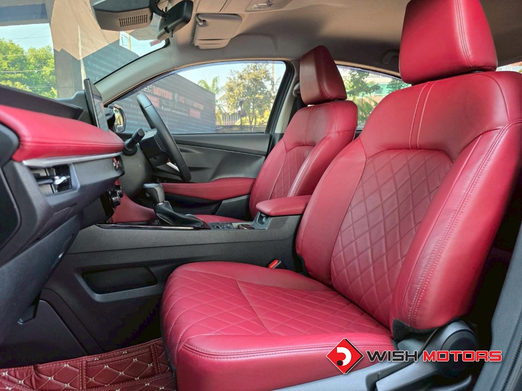 TOYOTA YARIS ATIV 1.2 PREMIUM LUXURY AT ปี 2024 #14 (L)