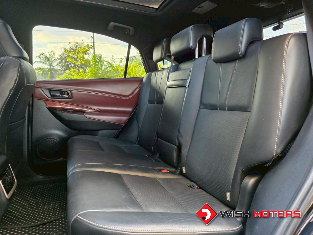 TOYOTA HARRIER HYBRID 2.5 Premium AT ปี 2013 #11 (L)