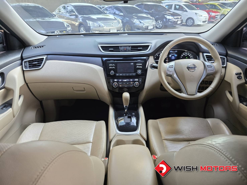 NISSAN X-TRAIL 2.0 E Hybrid ปี 2017 #15 (L)