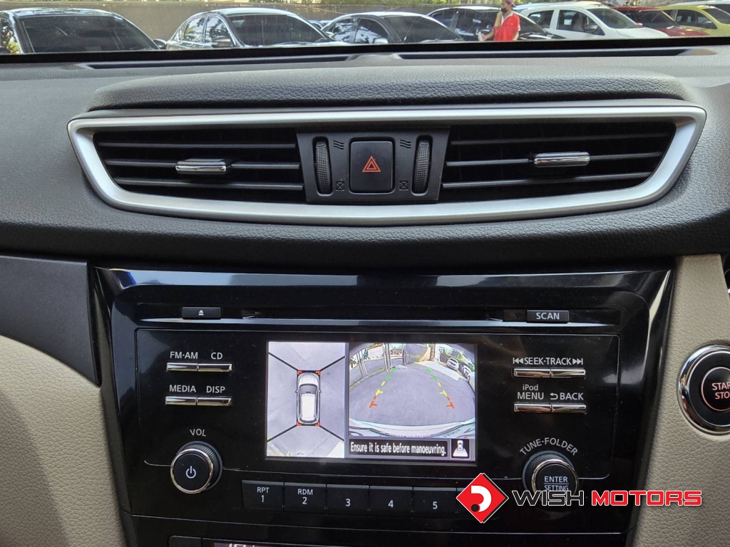 NISSAN X-TRAIL 2.0 E Hybrid ปี 2017 #19 (L)