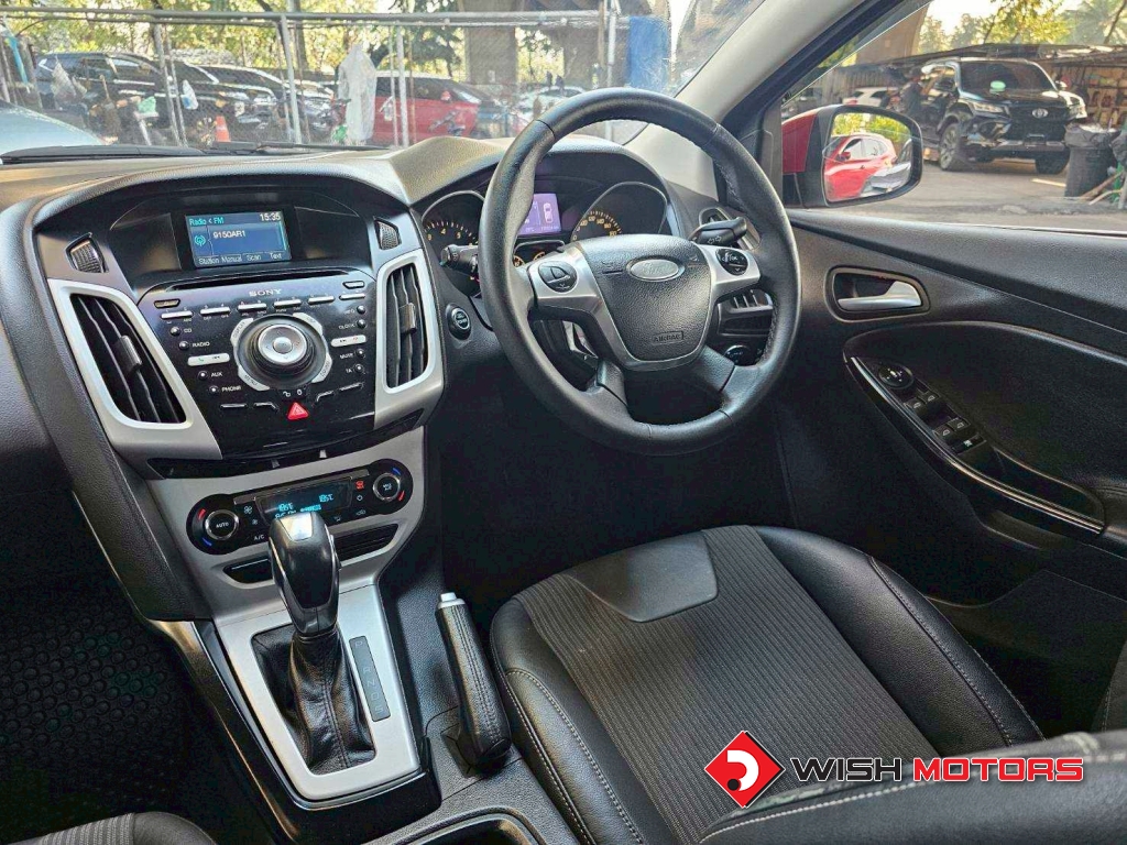 FORD FOCUS Sport 2.0 Ti-VCT GDi [5 ประตู] AT ปี 2013 #10 (L)