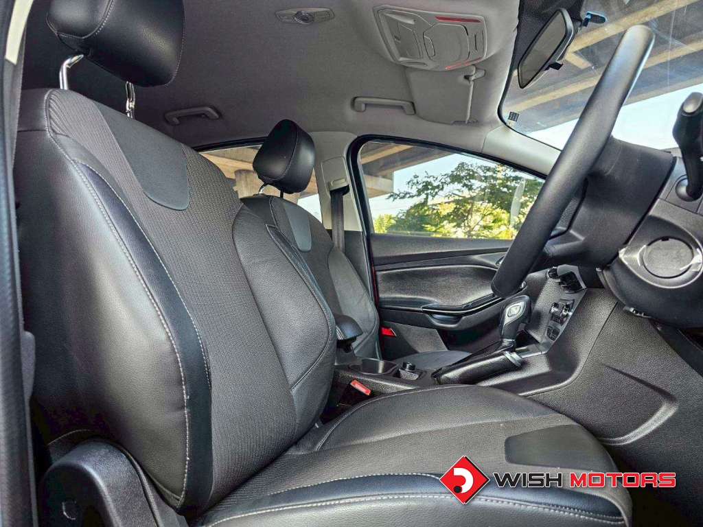 FORD FOCUS Sport 2.0 Ti-VCT GDi [5 ประตู] AT ปี 2013 #15 (L)