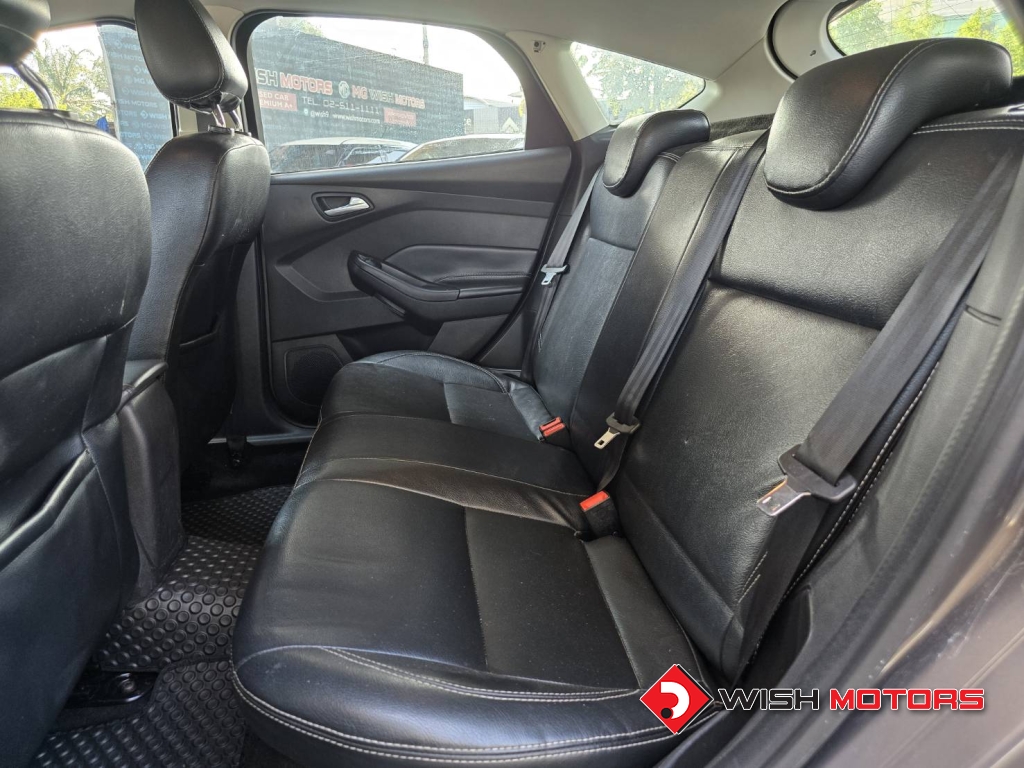 FORD FOCUS Trend 1.6 Ti-VCT [5 ประตู] AT ปี 2012 #15 (L)