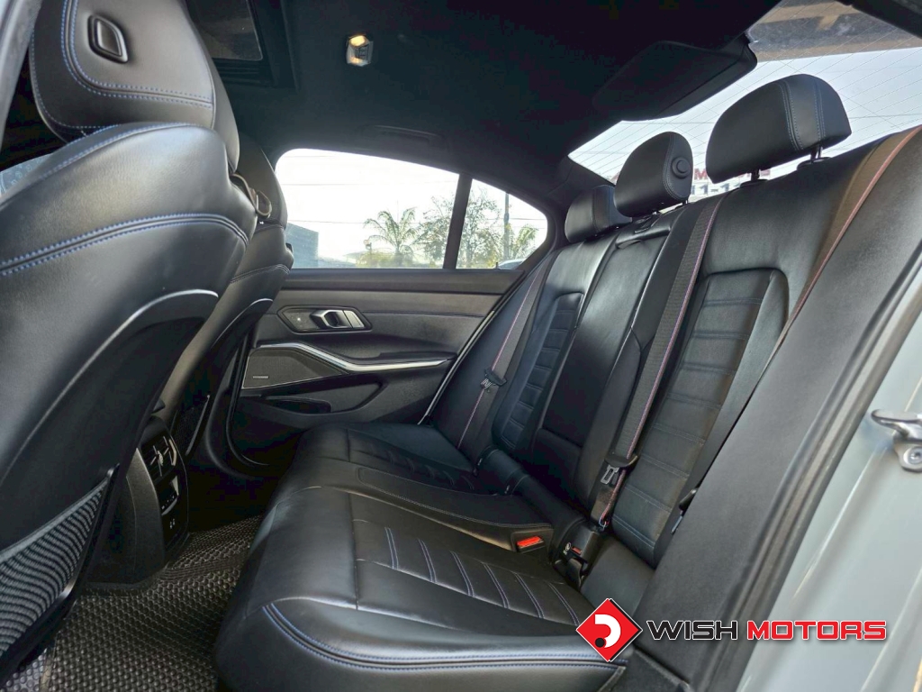 BMW SERIES 3 330e Plug-in Hybrid AT ปี 2022 #14 (L)