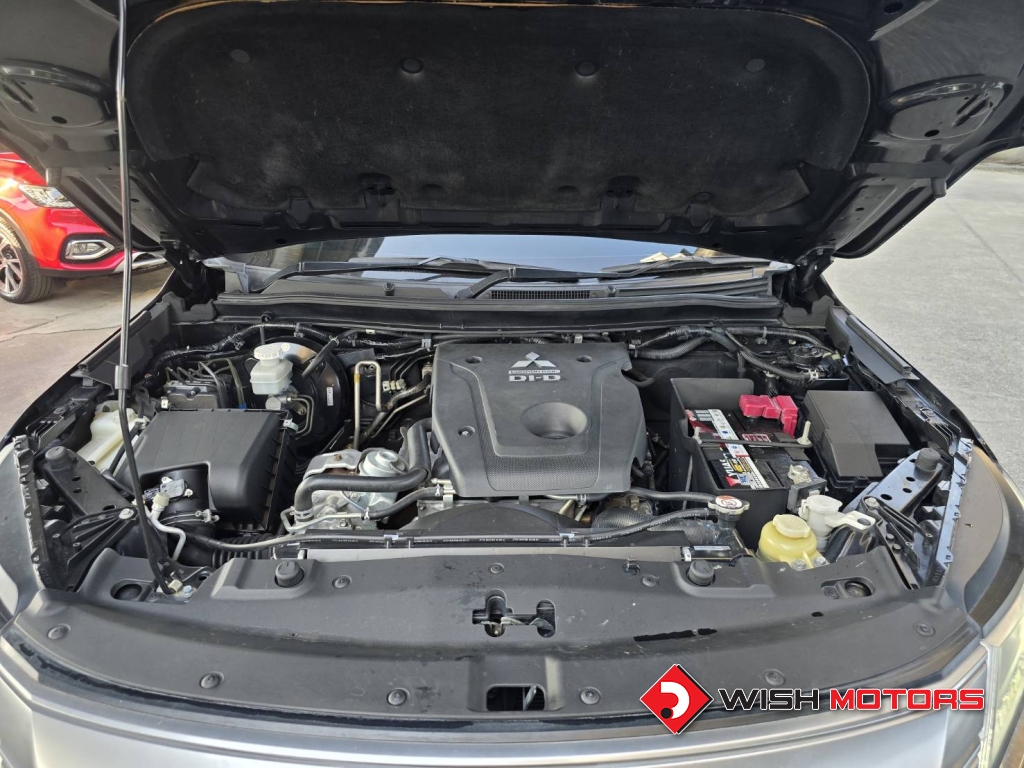 MITSUBISHI PAJERO SPORT 2.4 GT AT ปี 2021 #9 (L)