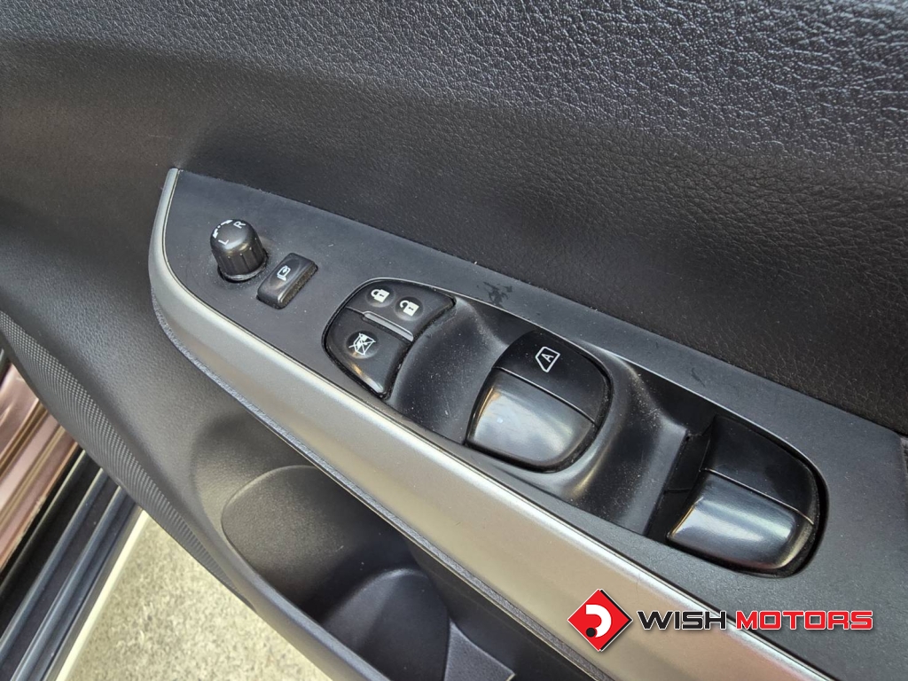 NISSAN NP300 NAVARA (14-20) CALIBRE 2.5 [E] MT ปี 2014 #9 (L)