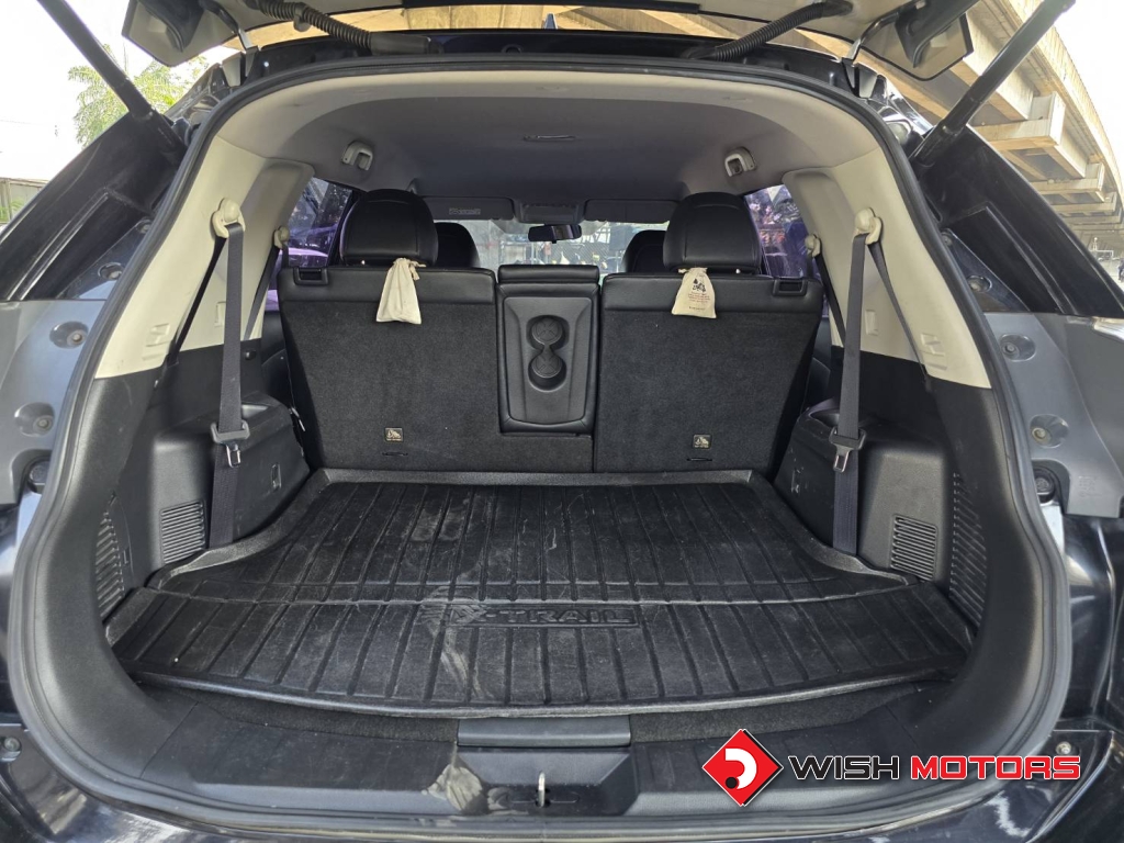 NISSAN X-TRAIL 2.0 V AT4WD. ปี 2015 #8 (L)