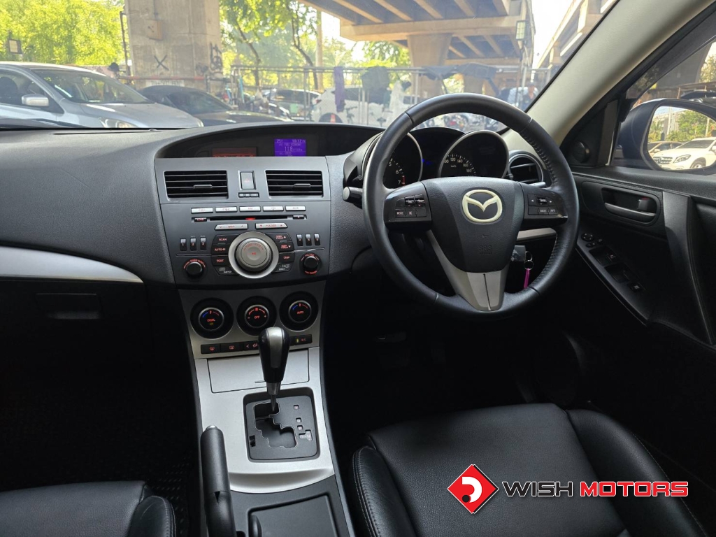 MAZDA 3 1.6 5Dr AT ปี 2012 #19 (L)