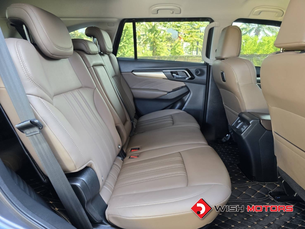 ISUZU MU-X 1.9 Ultimate AT ปี 2023 #11 (L)