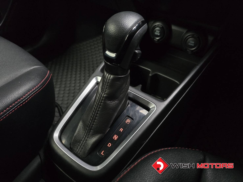 SUZUKI SWIFT 1.2 GLX AT ปี 2022 #19 (L)