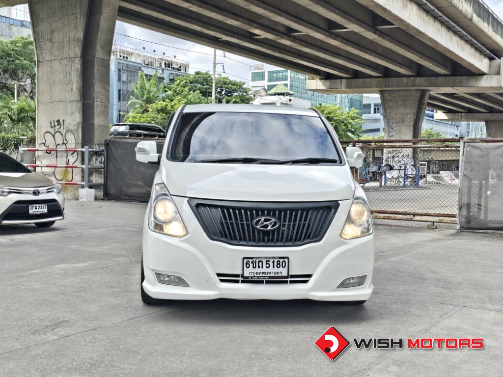 HYUNDAI GRAND STAREX [VIP] 2.5 CRDi VGT AT ปี 2011 #2 (L)
