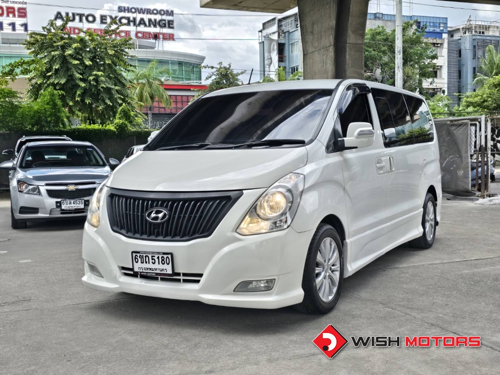 HYUNDAI GRAND STAREX [VIP] 2.5 CRDi VGT AT ปี 2011 #3 (L)