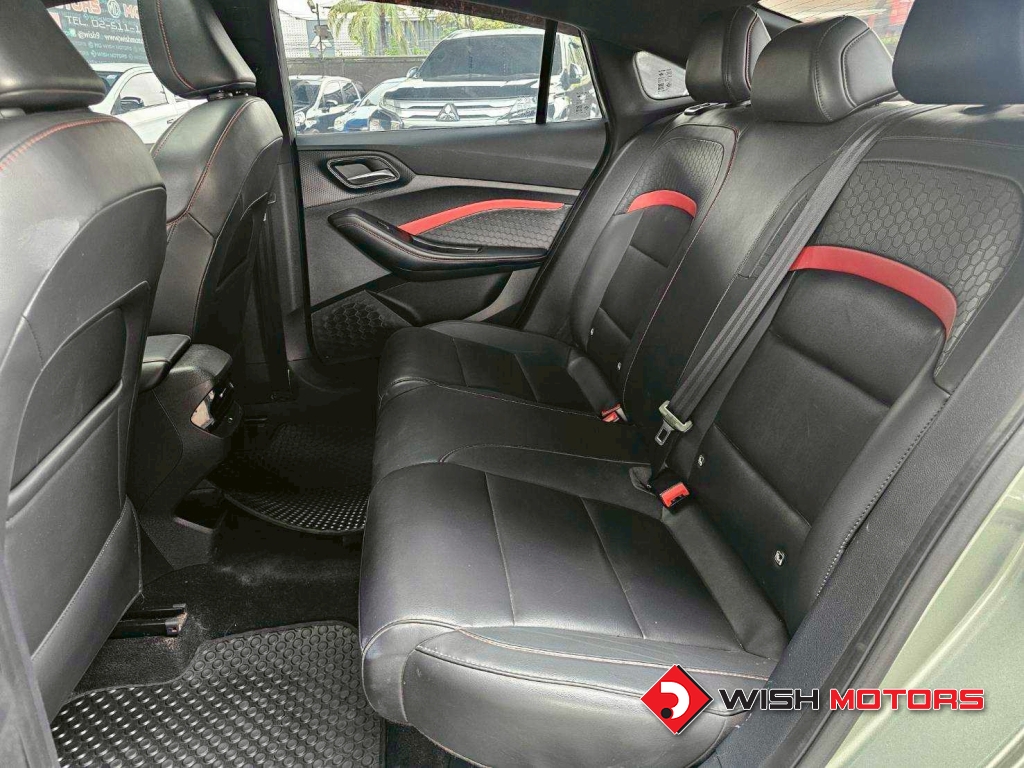 MG 5 1.5 X AT ปี 2024 #13 (L)