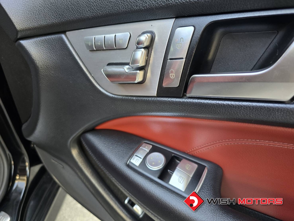 MERCEDES-BENZ C-CLASS C 180 CGI BlueEFFICIENCY [Coupe] AT ปี 2012 #9 (L)