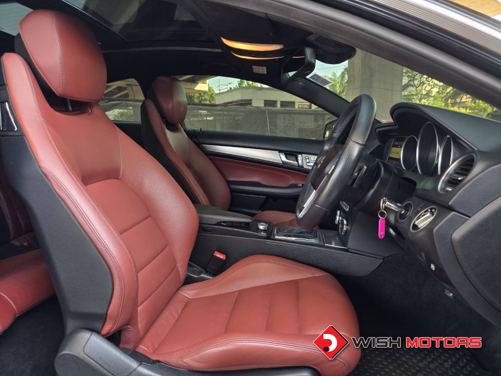 MERCEDES-BENZ C-CLASS C 180 CGI BlueEFFICIENCY [Coupe] AT ปี 2012 #11 (L)