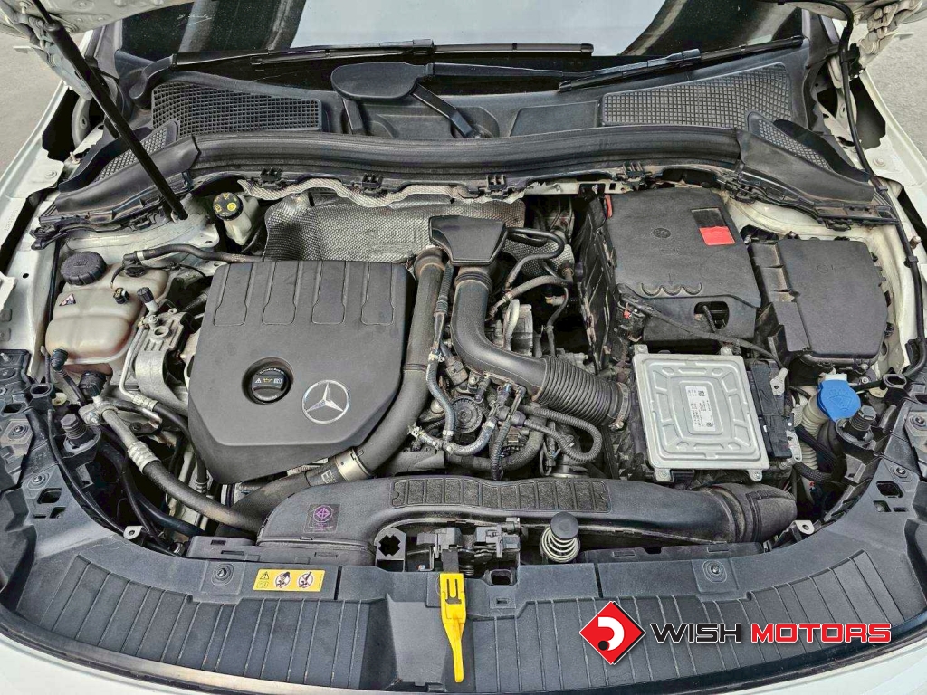 MERCEDES-BENZ GLA-CLASS GLA200 AMG AT ปี 2021 #17 (L)