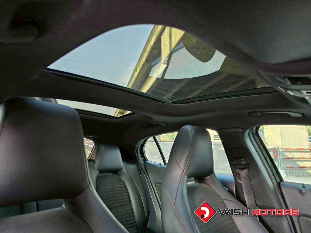 MERCEDES-BENZ GLA-CLASS GLA 250 AT ปี 2015 #10 (L)