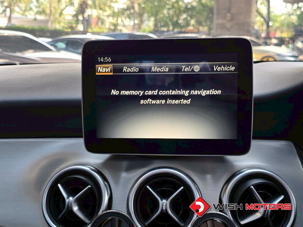 MERCEDES-BENZ GLA-CLASS GLA 250 AT ปี 2017 #8 (L)