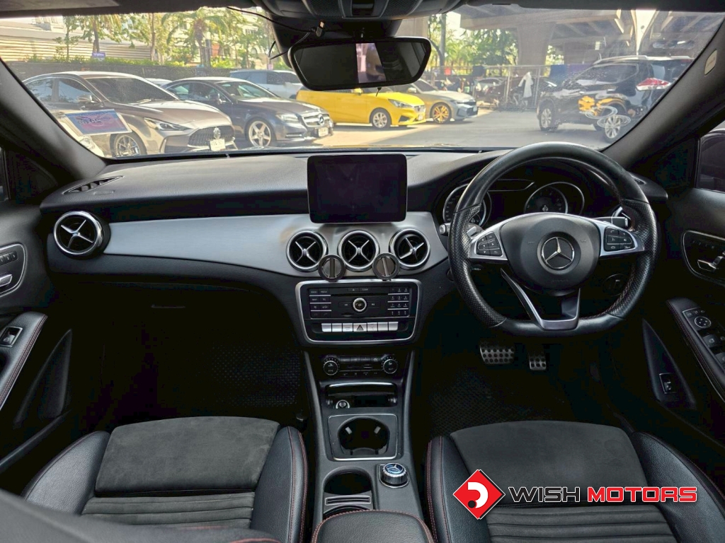 MERCEDES-BENZ GLA-CLASS GLA 250 AT ปี 2017 #11 (L)