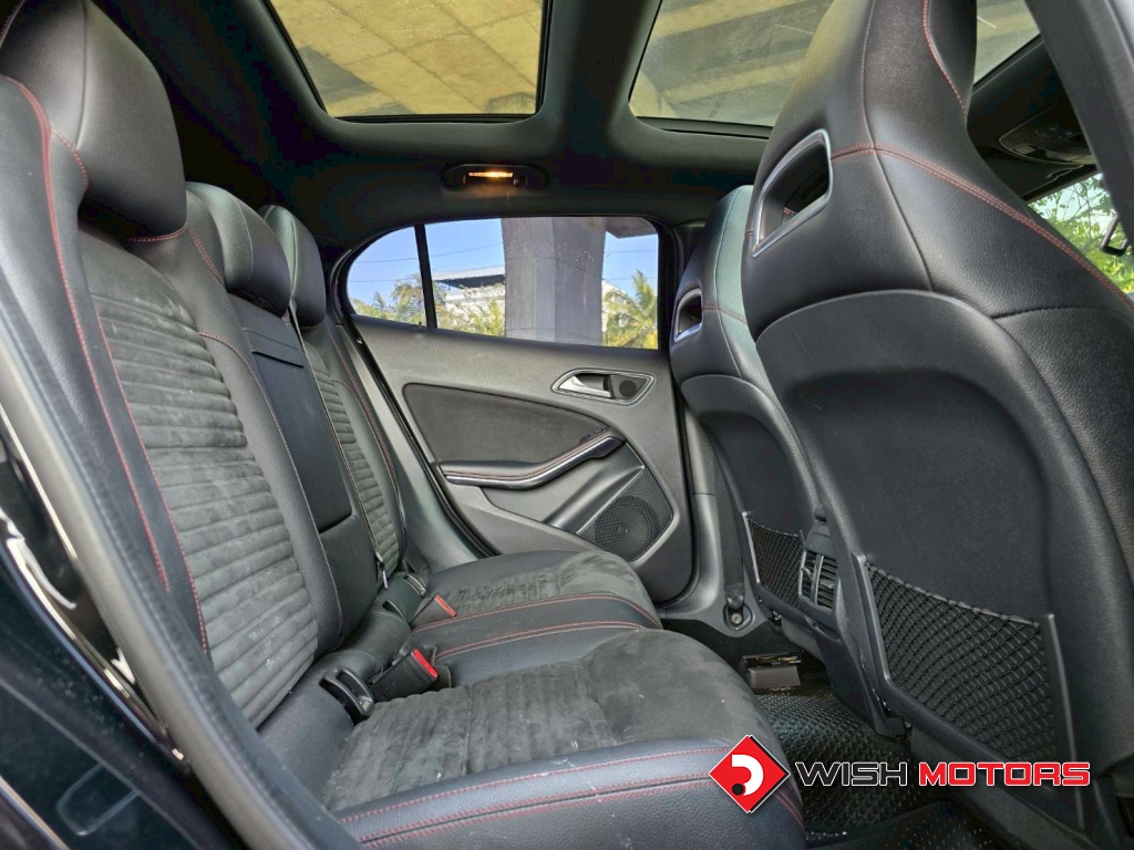 MERCEDES-BENZ GLA-CLASS GLA 250 AT ปี 2017 #16 (L)