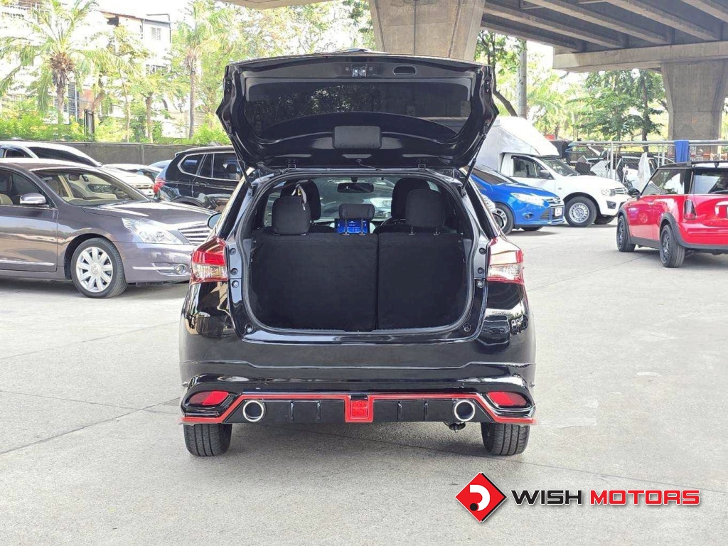 TOYOTA YARIS 1.2 Entry AT ปี 2020 #7 (L)