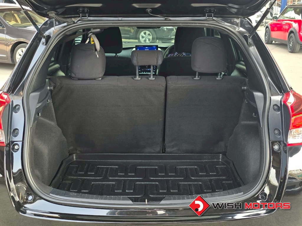 TOYOTA YARIS 1.2 Entry AT ปี 2020 #8 (L)