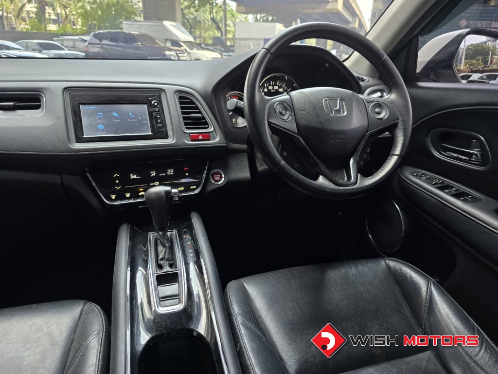 HONDA HR-V 1.8 E Limited AT ปี 2017 #13 (L)