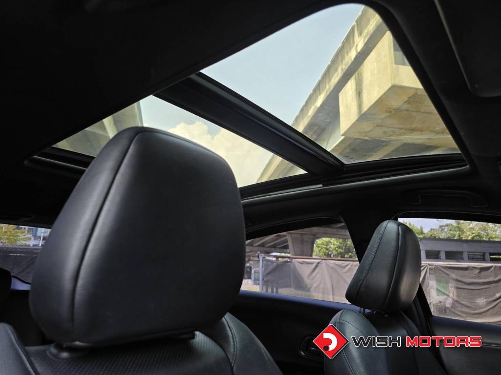 HONDA HR-V 1.8 RS AT ปี 2019 #10 (L)