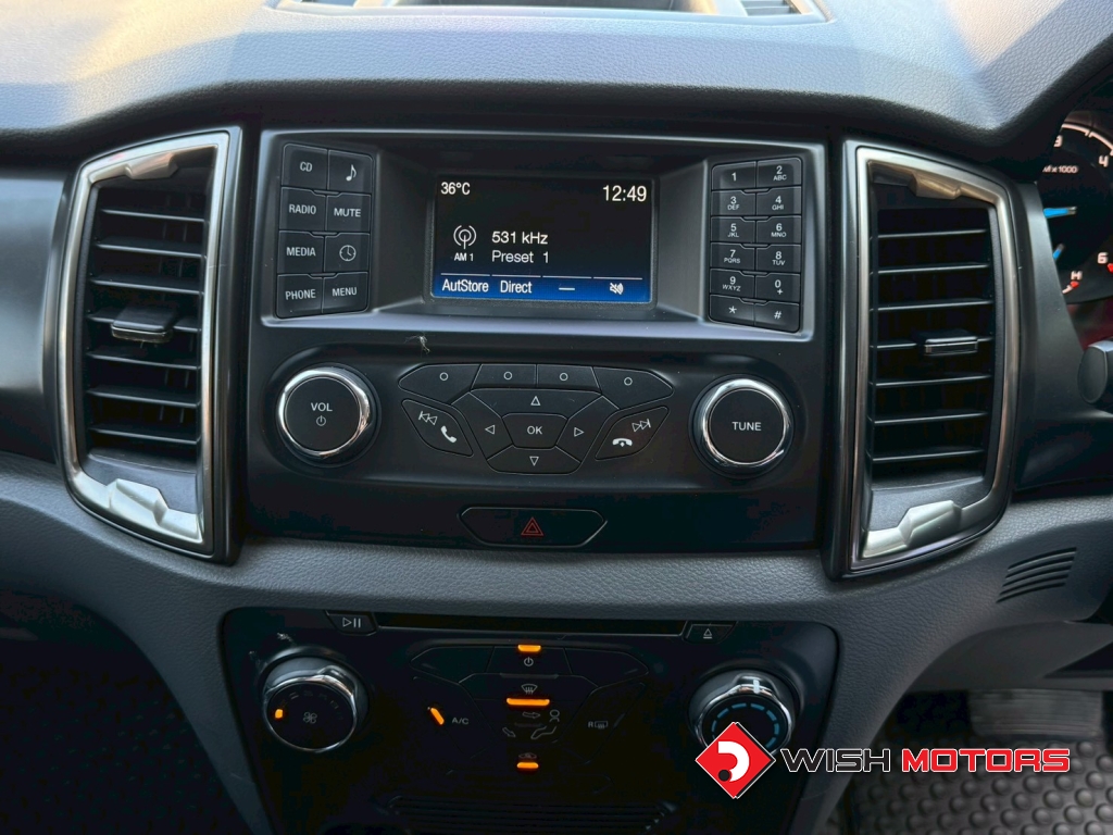 FORD RANGER (15-18) 4X4 2.2 XLT AT ปี 2017 #12 (L)