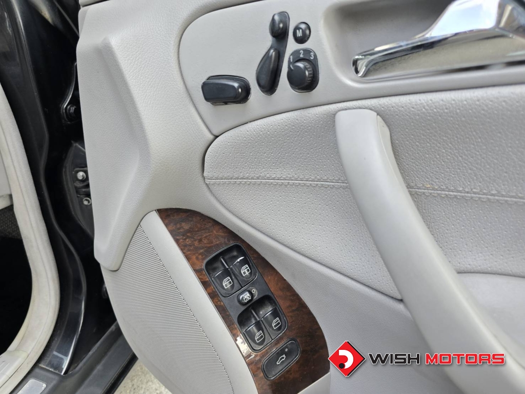 MERCEDES-BENZ C-CLASS C 180 KOM AT ปี 2004 #9 (L)