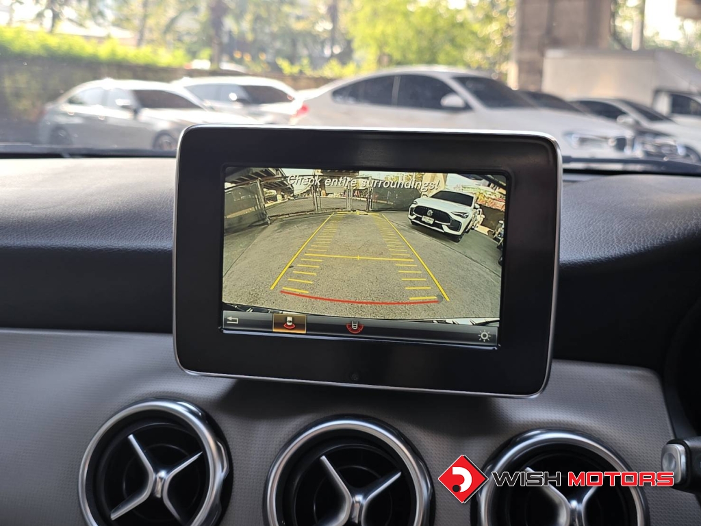 MERCEDES-BENZ GLA-CLASS GLA 200 AT ปี 2019 #14 (L)