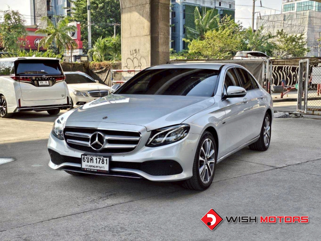 MERCEDES-BENZ E-CLASS E 350 e Avantgarde AT ปี 2019 #3 (L)