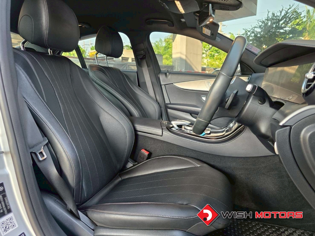 MERCEDES-BENZ E-CLASS E 350 e Avantgarde AT ปี 2019 #16 (L)