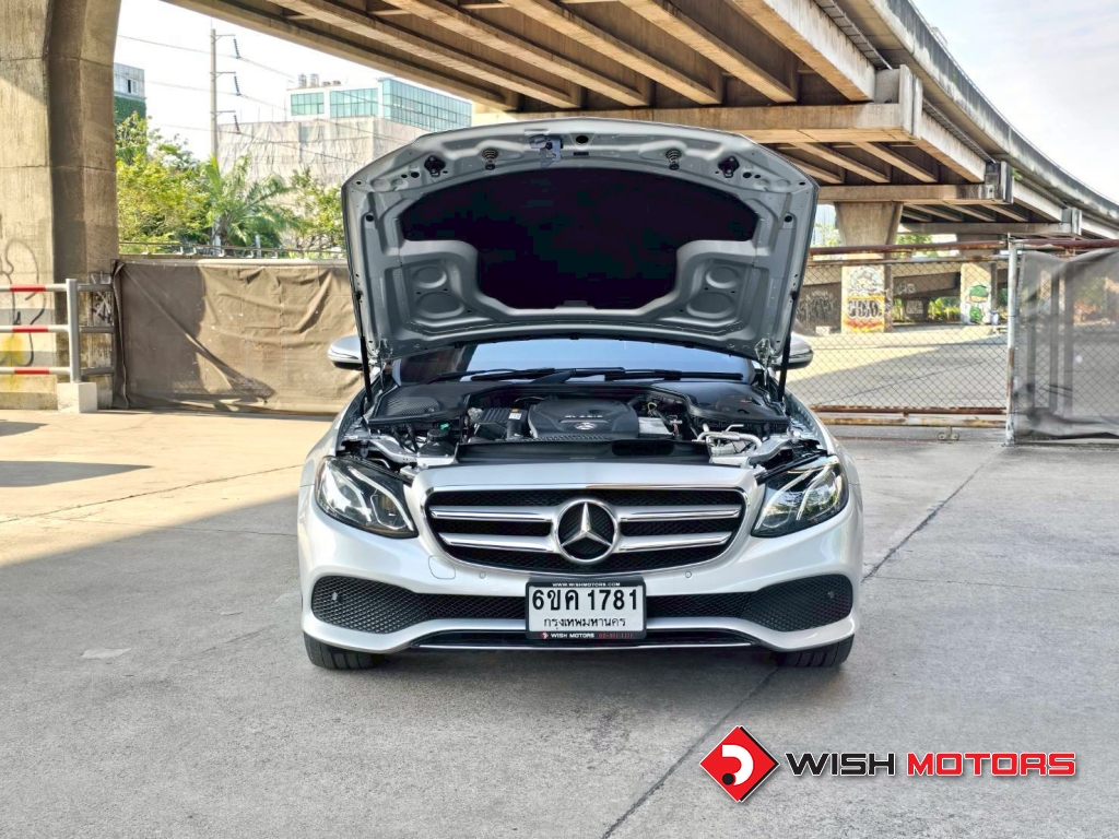 MERCEDES-BENZ E-CLASS E 350 e Avantgarde AT ปี 2019 #19 (L)