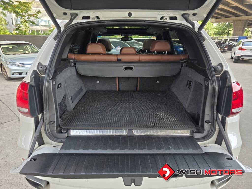 BMW X5 xDrive 45e AT ปี 2018 #7 (L)