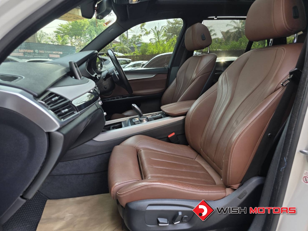 BMW X5 xDrive 45e AT ปี 2018 #14 (L)