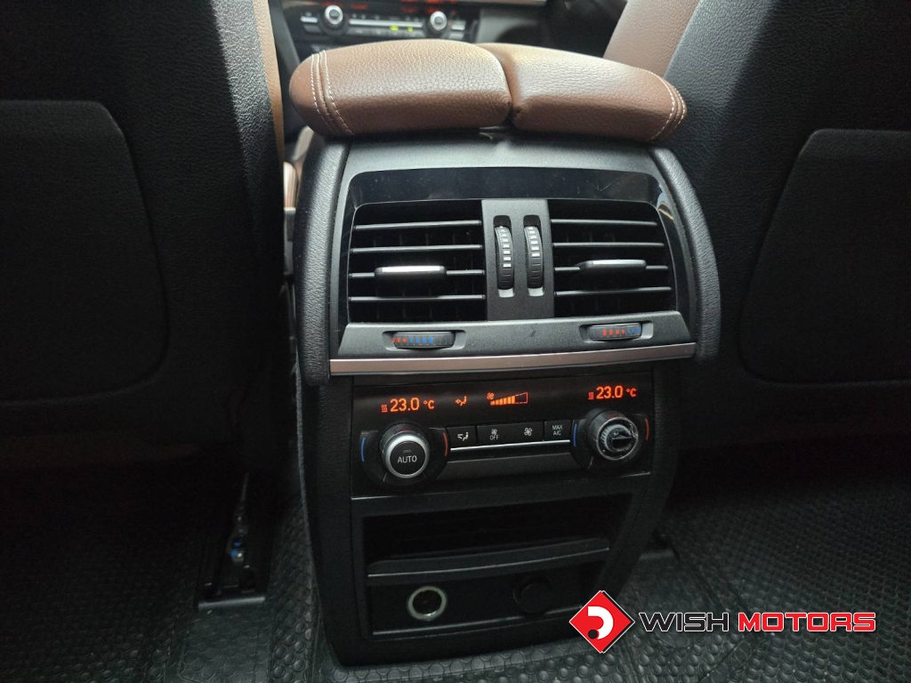 BMW X5 xDrive 45e AT ปี 2018 #15 (L)