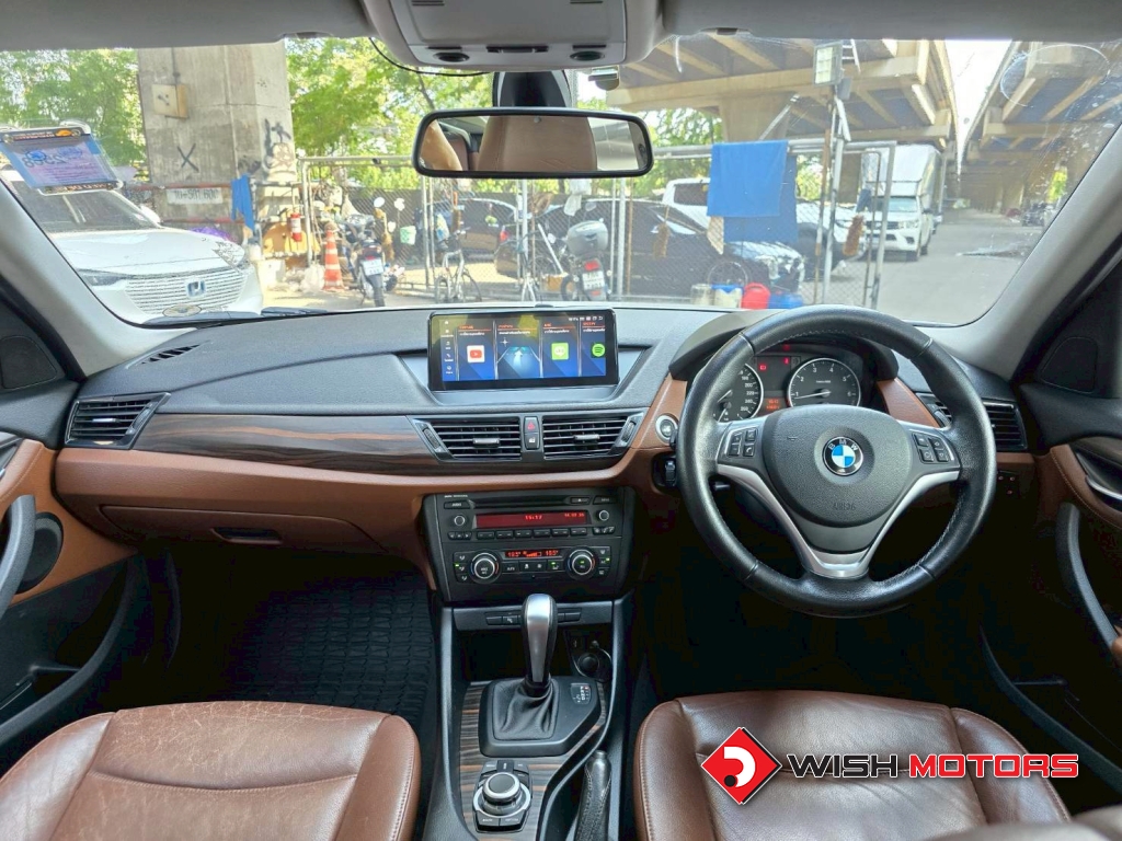 BMW X1 [sDrive] 18i AT ปี 2013 #11 (L)