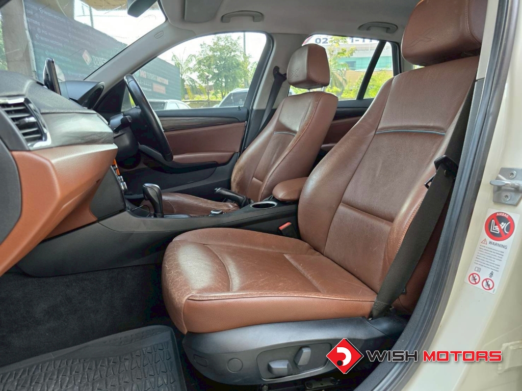 BMW X1 [sDrive] 18i AT ปี 2013 #12 (L)