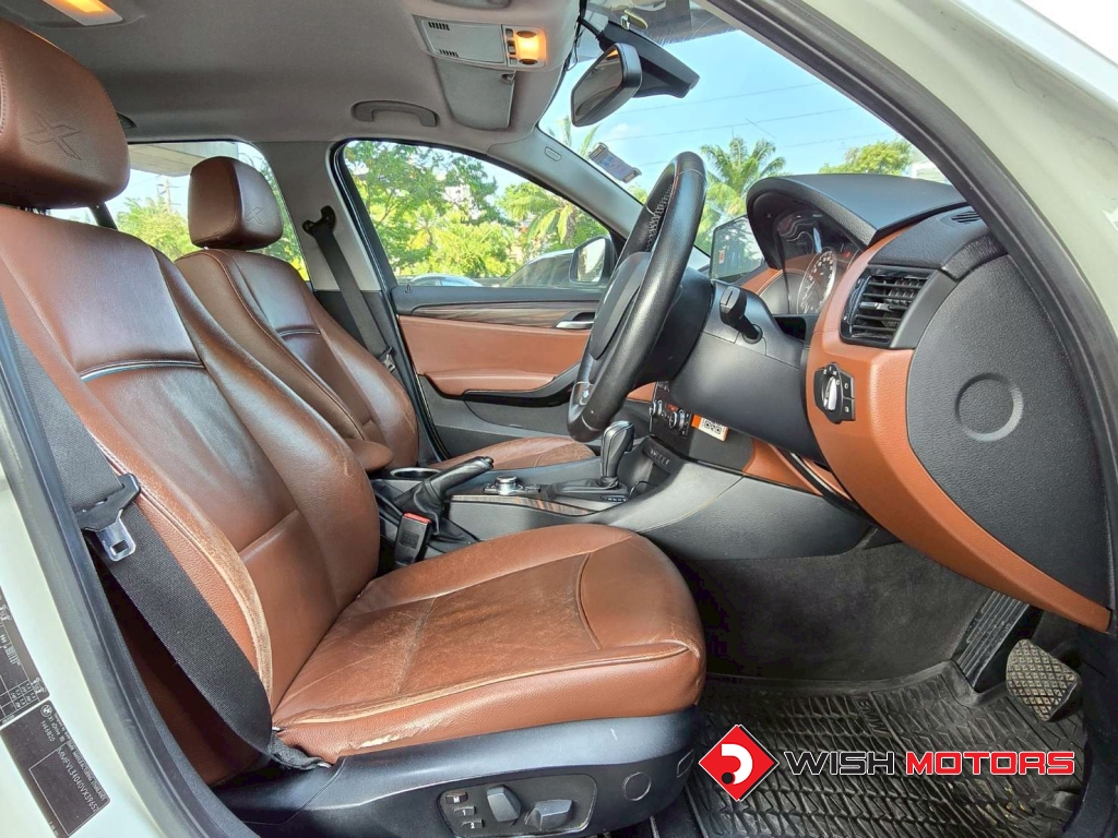 BMW X1 [sDrive] 18i AT ปี 2013 #15 (L)