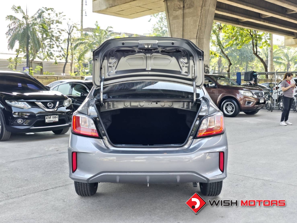 MITSUBISHI ATTRAGE 1.2 GLX AT ปี 2016 #7 (L)