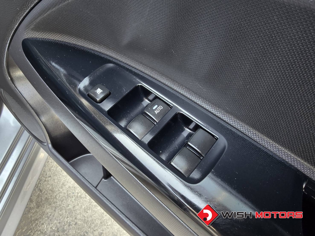 MITSUBISHI ATTRAGE 1.2 GLX AT ปี 2016 #11 (L)