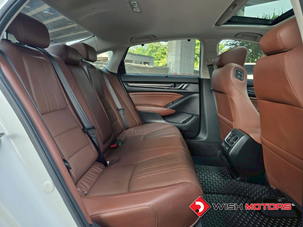HONDA ACCORD 2.0 HYBRID TECH AT ปี 2022 #15 (L)