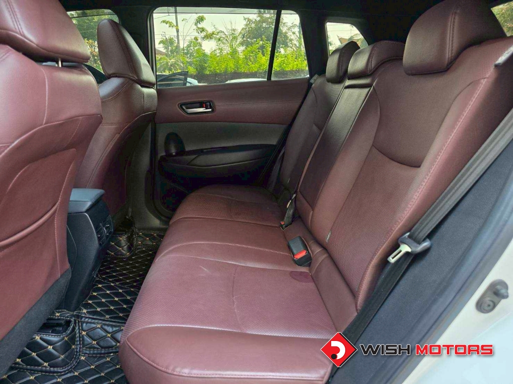 TOYOTA Collora CROSS 1.8 Hybrid Premium Safety AT ปี 2023 #17 (L)
