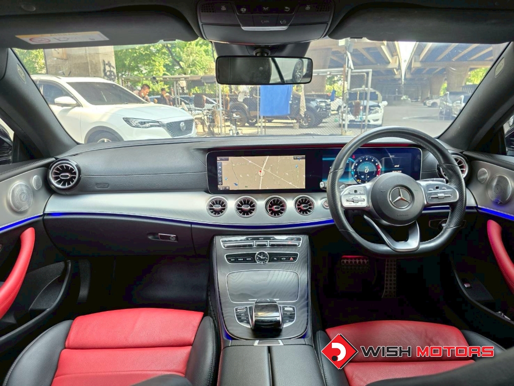 MERCEDES-BENZ E-CLASS E 200 AT ปี 2019 #13 (L)