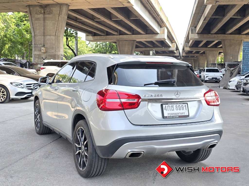 MERCEDES-BENZ GLA-CLASS GLA 200 AT ปี 2015 #4 (L)